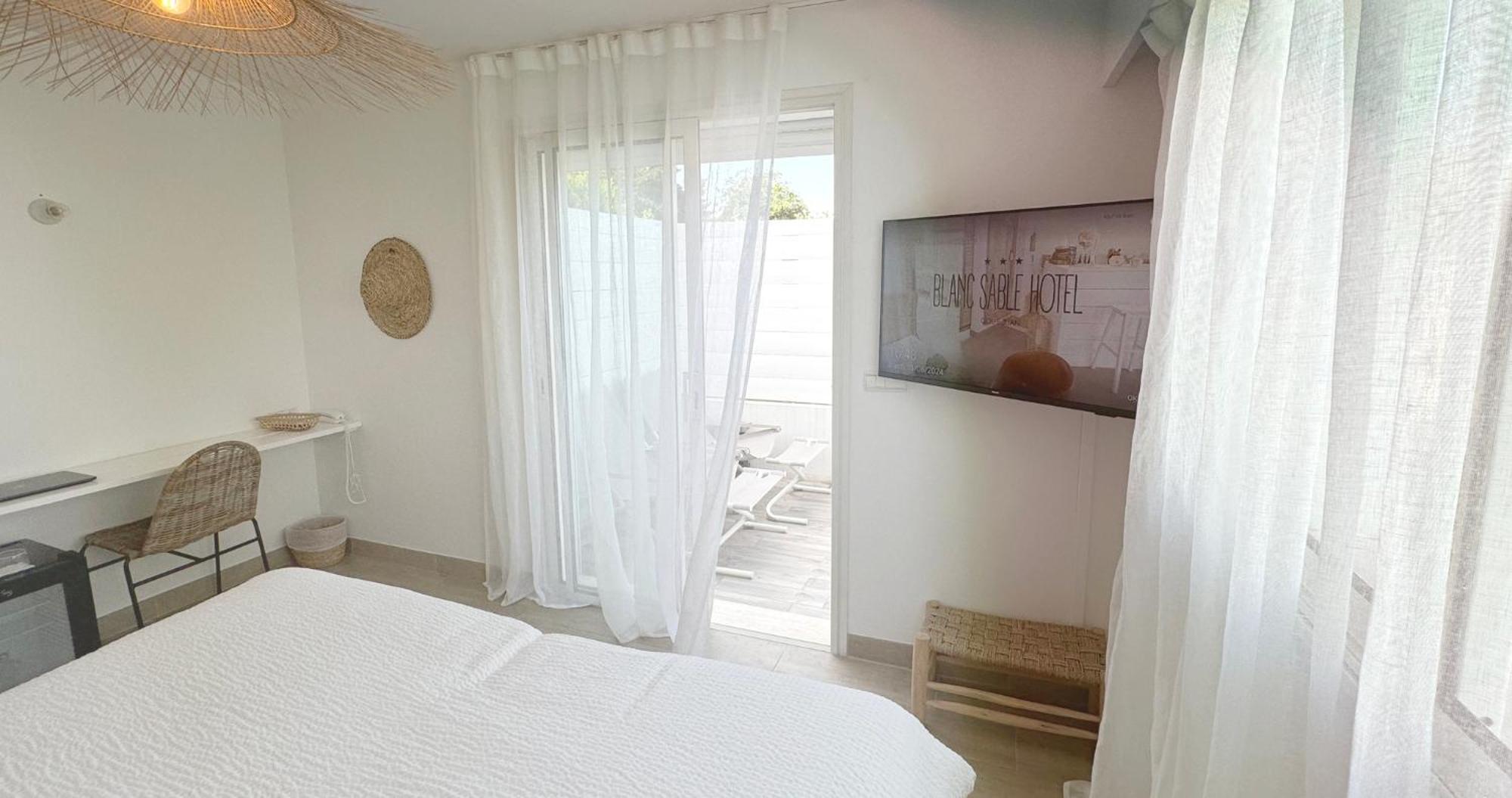 Blanc Sable Hotel Golfe-Juan Εξωτερικό φωτογραφία